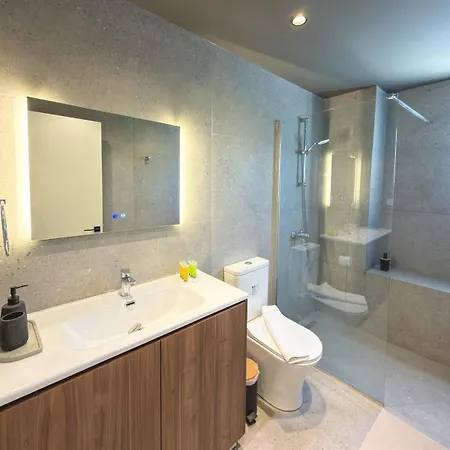Modern 2br In Nicosia With Ac And Washer Agios Dhometios