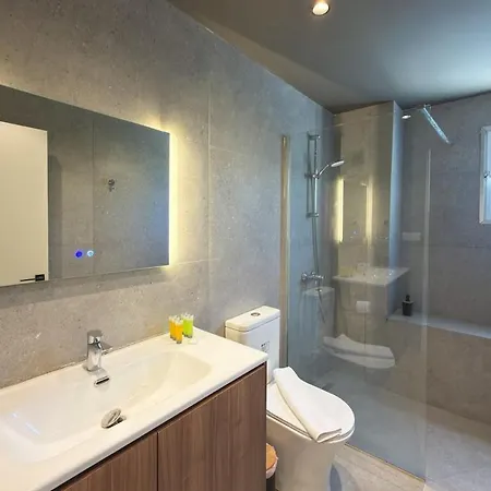 Apartment Modern 2br In Nicosia With Ac And Washer Agios Dhometios