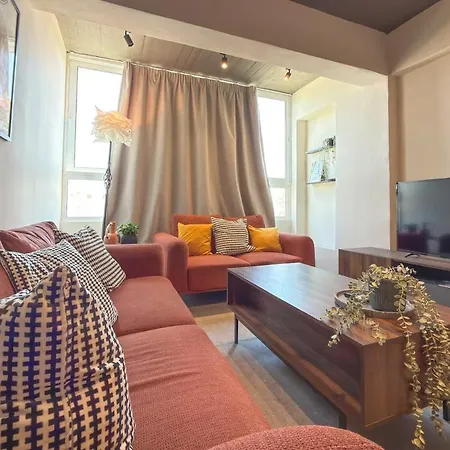 Modern 2br In Nicosia With Ac And Washer *