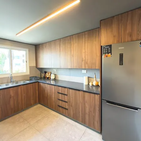 Modern 2br In Nicosia With Ac And Washer * Agios Dhometios