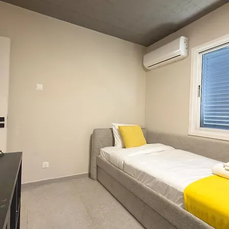 Apartment Modern 2br In Nicosia With Ac And Washer